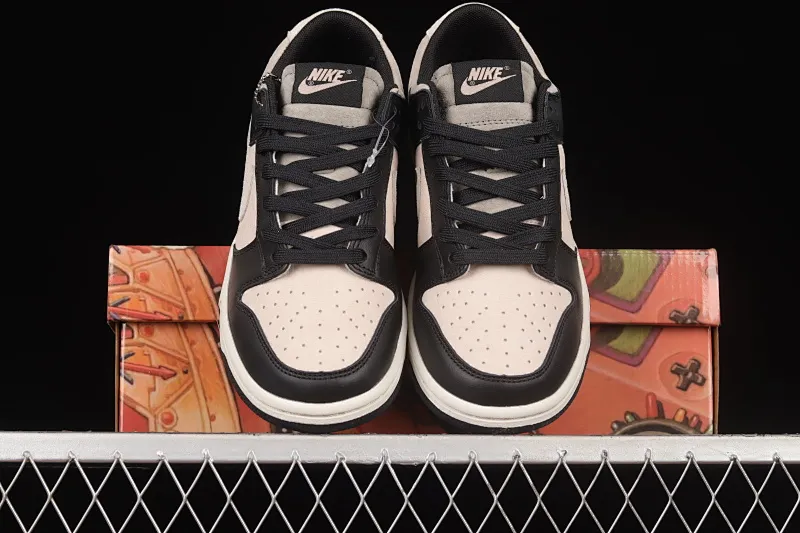 All Categories Nk SB Dunk Series Nk SB Dunk Low Low-top sneakers Otomo Katsuhiro x NK SB Dunk Low "Steamboy OST" Otomo Katsuhiro co-branded SB low-top sports and leisure sneakers LP3445-001